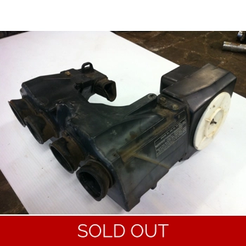 1981-82 Kawasaki GPZ550 KZ550GP Air Box